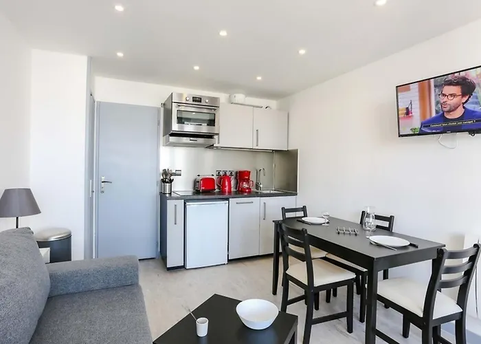 Renove Avec Balcon, Centre Val Thorens, Proche Pistes, 2 Pers, 3 Flocons Argent - Fr-1-637-26 Апартаменты *