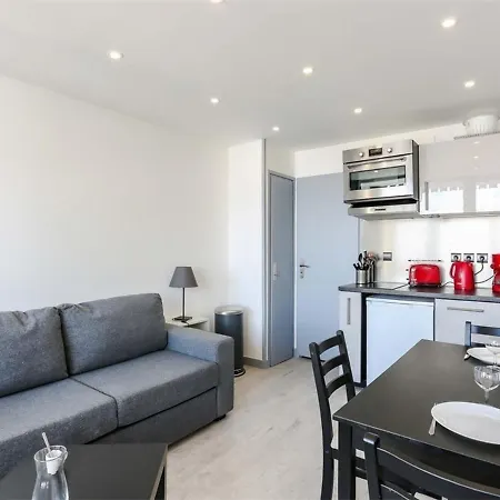 Renove Avec Balcon, Centre Val Thorens, Proche Pistes, 2 Pers, 3 Flocons Argent - Fr-1-637-26