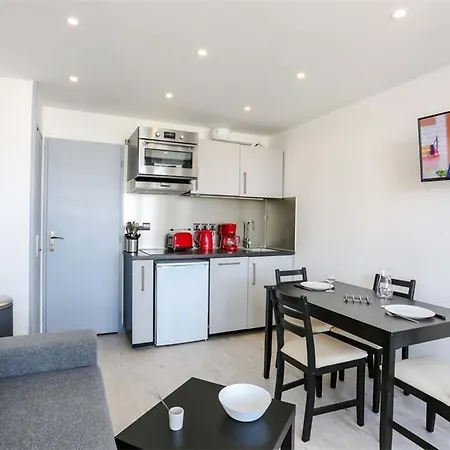 Renove Avec Balcon, Centre Val Thorens, Proche Pistes, 2 Pers, 3 Flocons Argent Apartment *